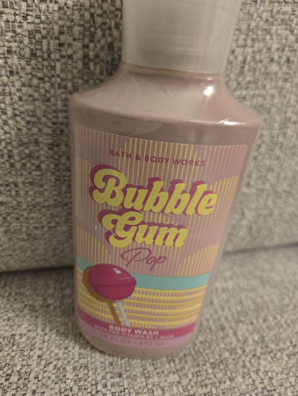 Bath & Body Works Bubble Gum Pop Pink Body Wash Bottle